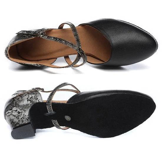 Chaussure de Danse Latine Bout Fermé | Lady's Dance Shoes