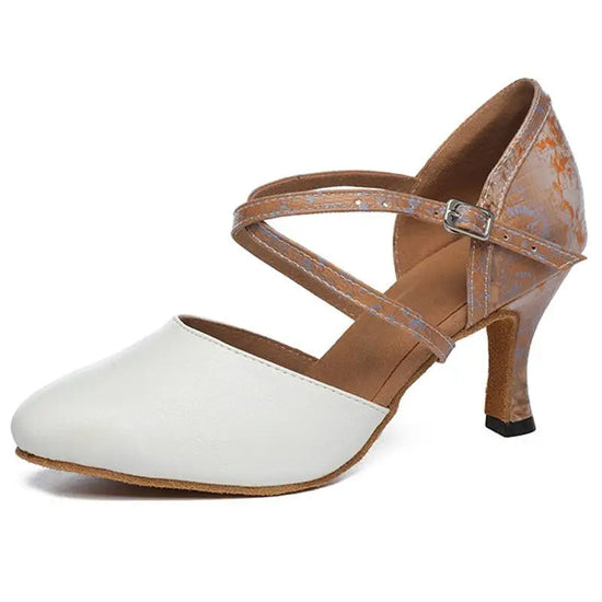 Chaussure de Danse Latine Bout Fermé | Lady's Dance Shoes
