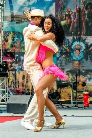 Les plaisirs et bienfaits de danser la bachata