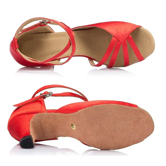 Chaussure de Danse Latine Rouge à Boucle | Lady's Dance Shoes