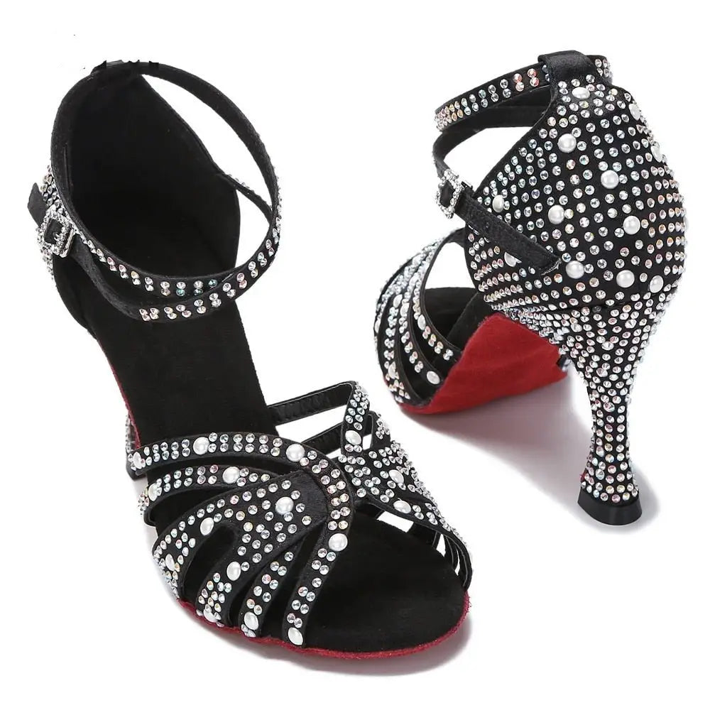 Chaussures de danse Label Latin Lara satin noir et strass - Label Latin Chaussures de danse Label Latin Lara satin noir et strass - Label Latin